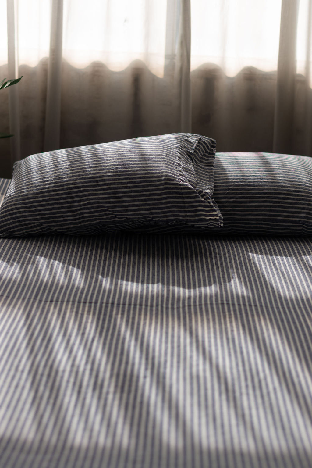 Linen Fitted Sheet and Pillow Cases